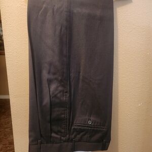 Roundtree & Yorke Tan Dress Pants